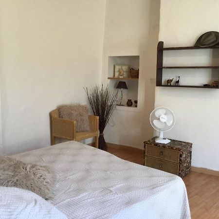 Agreable Maison De Village Provencal Volx Exterior photo